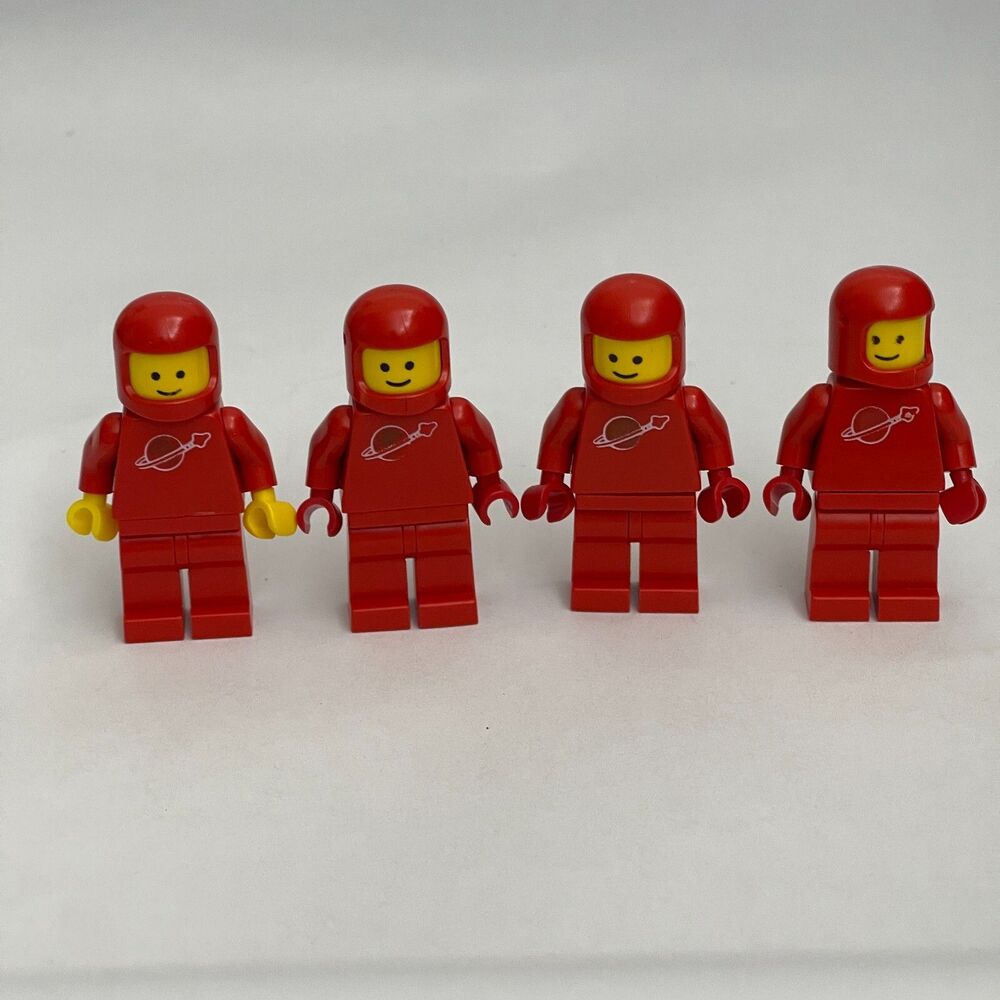 Vintage Lego Red Minifigs Figures Replacement Parts Pieces Lot of 4‎